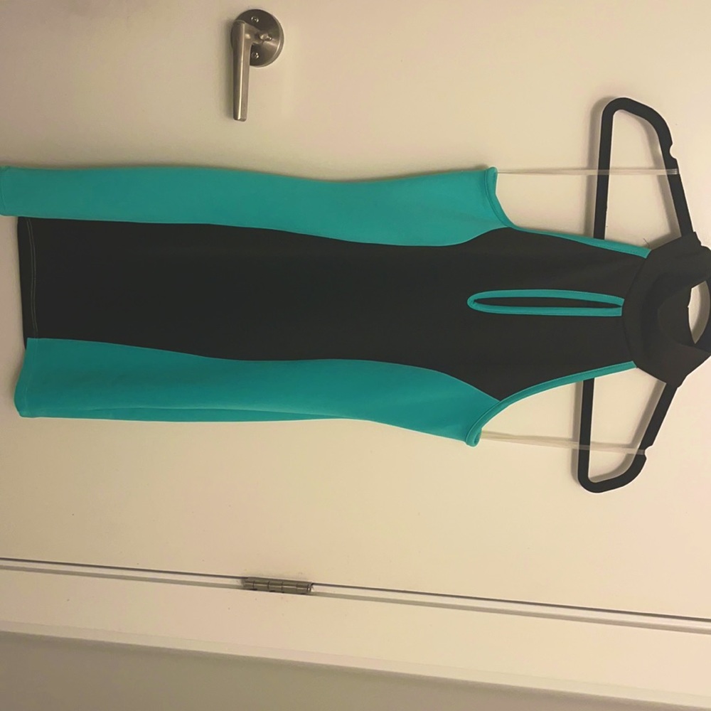 Green/black mini turtle neck dress